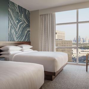 Queen Room Two Queen Beds Accessible Tub Disability Access